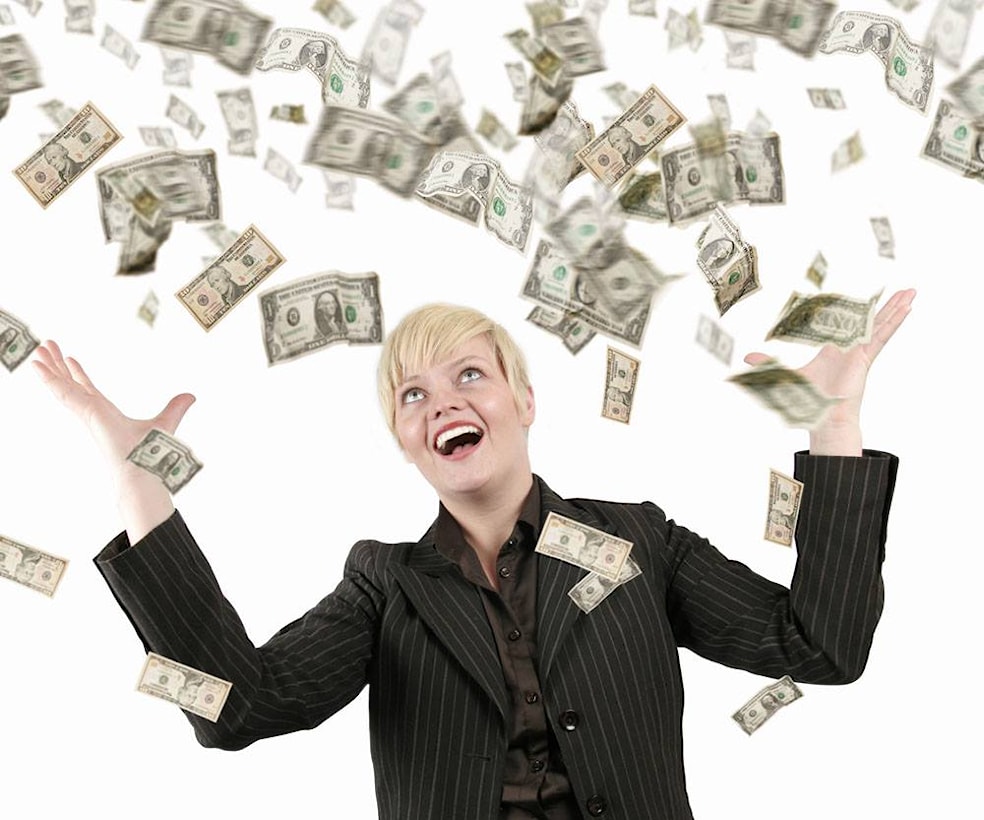 WANT TO EARN HUNDREDS PER WEEK?